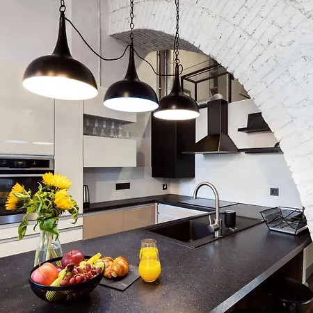 #stayhere - Unique Spacious & Modern 2bdr Upscale Neighbourhood Wilna