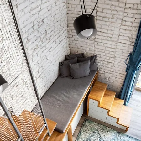 #stayhere - Unique Spacious & Modern 2bdr Upscale Neighbourhood Apartment