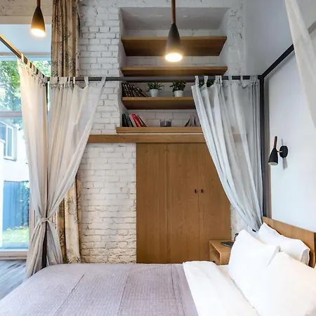 #stayhere - Unique Spacious & Modern 2bdr Upscale Neighbourhood Apartment Wilna